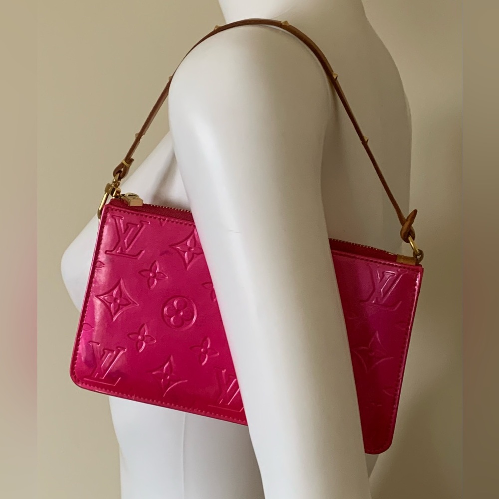 Louis Vuitton Pink Shoulder Bag - Picture 2 of 12